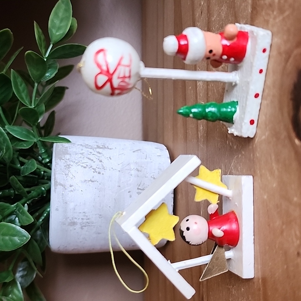 Vintage wood tree ornaments - Picture 10 of 17